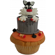 Slyvester Cupcake